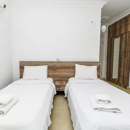 White Dream 2 Hotel 4*