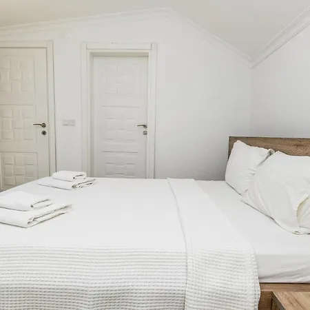 White Dream 2 Hotel 4*